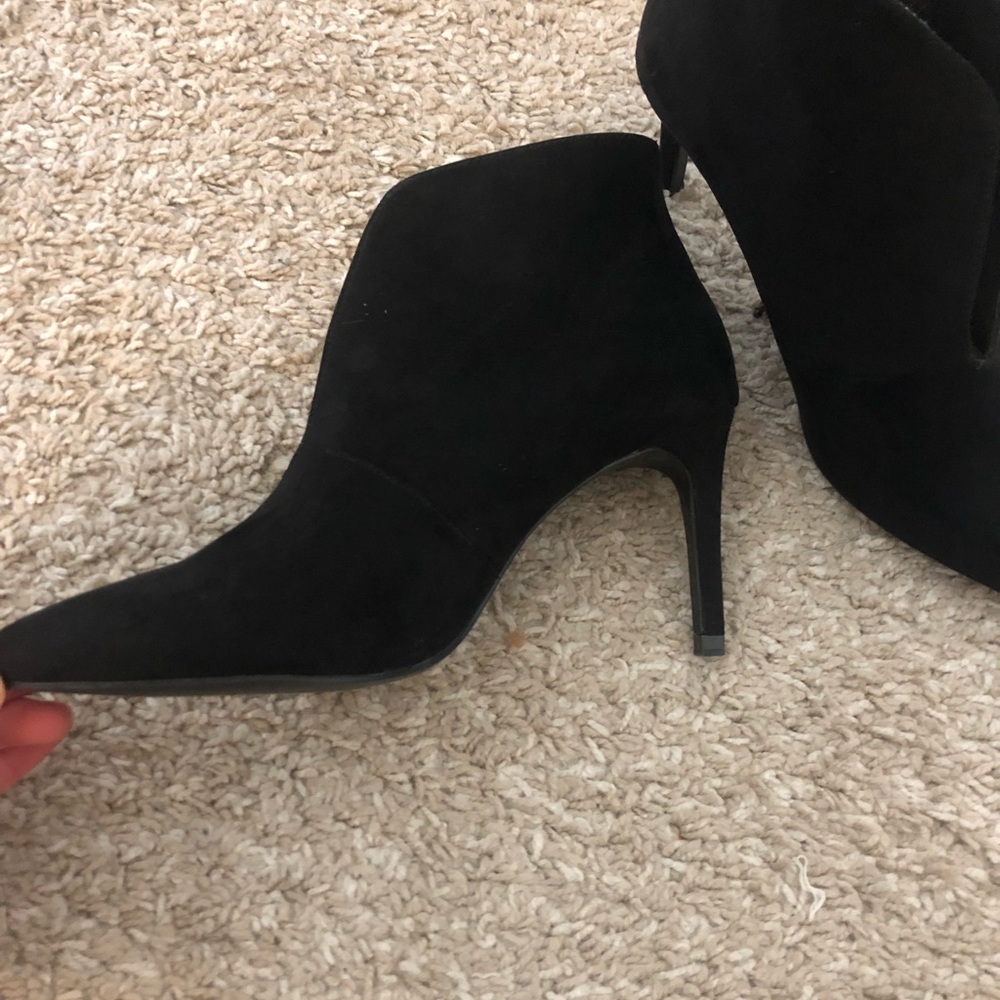 Brand new Zara suede like black booties